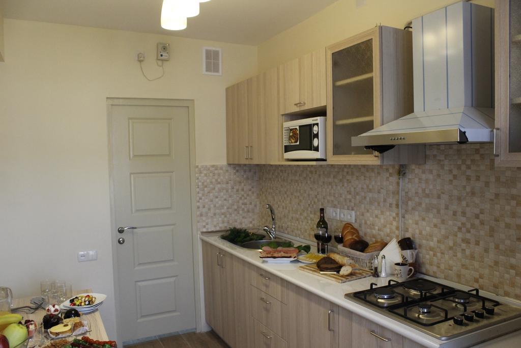 5Th Floor Guest House Erevan Esterno foto