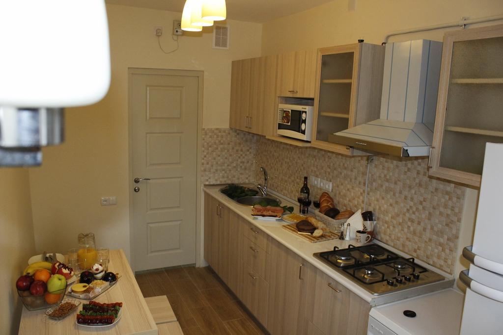 5Th Floor Guest House Erevan Esterno foto