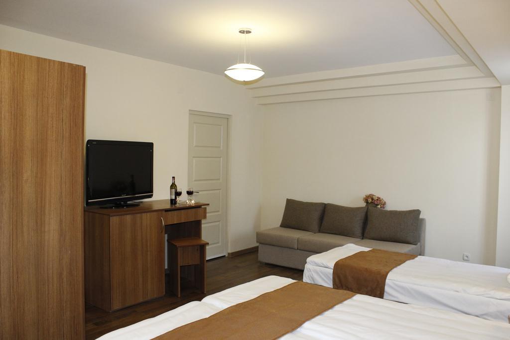 5Th Floor Guest House Erevan Camera foto