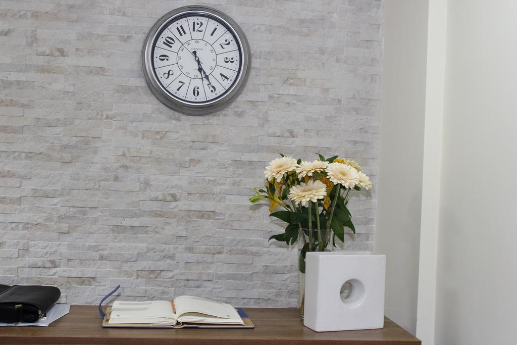 5Th Floor Guest House Erevan Esterno foto